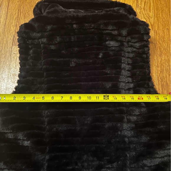 NWT Calvin Klein Zip Up Vest medium - Picture 8 of 11